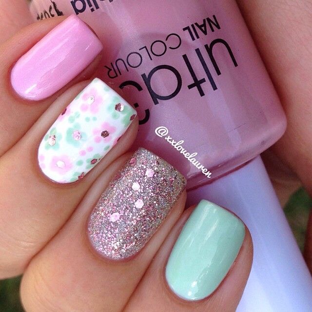 Cute And Simple Nails!💅🏼