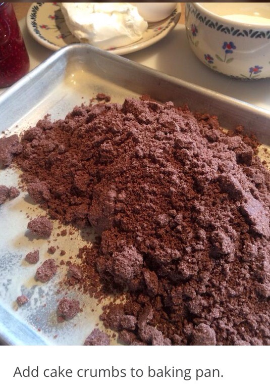Midnight Chocolate Raspberry Cream Cheese Bars