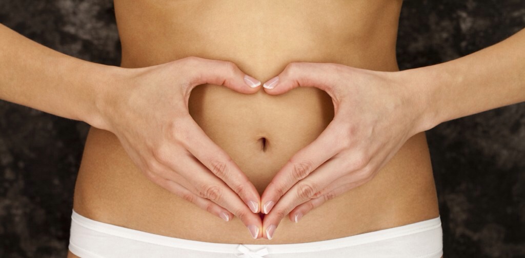 BODY DETOXIFICATION
Hot water is fantastic for helping your body to detox. When you drink hot water, your body temperature begins to rise, which results in sweat. You want this to happen because it helps to release toxins from your body and cleanse it properly. 