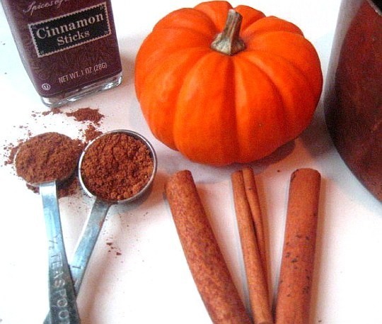 #1
Cinnamon Sticks, Apple peels, Orange rinds, Whole Cloves:)