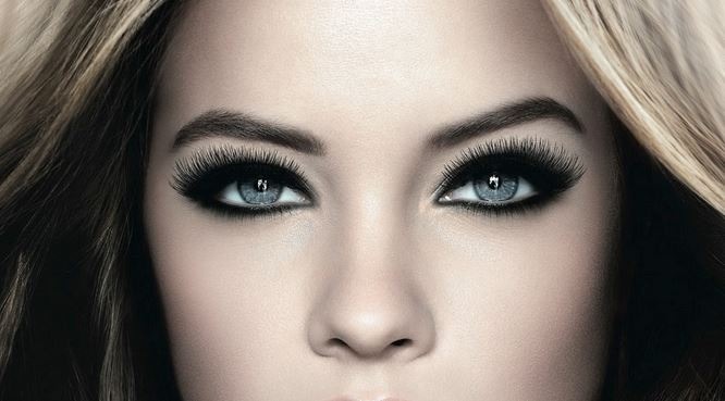 Next for the eyes. Apply a thin layer of mascara and either a dark brown or black eyeliner over the upper lid (creating a slight wing) and a lees intense layer on the lower lid. Line your bottom waterline with white or nude eyeliner to make your eyes pop.