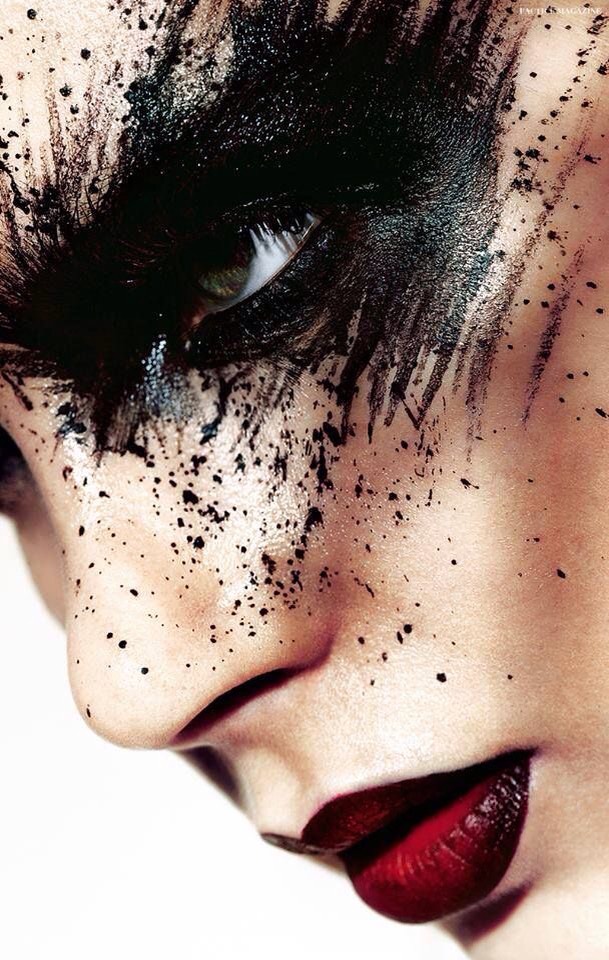 Inspirational Halloween Eye Makeup