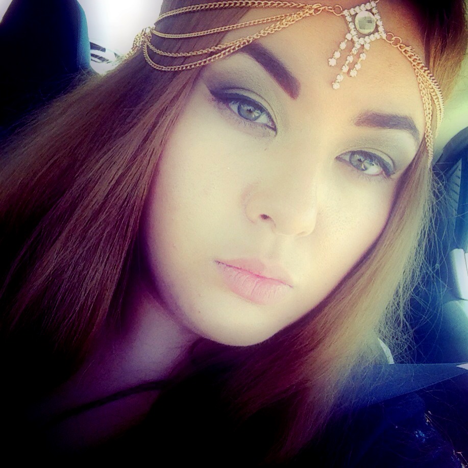 Once done. Wear your jewelry proudly knowing that there won't be any pesky green marks on your skin. 