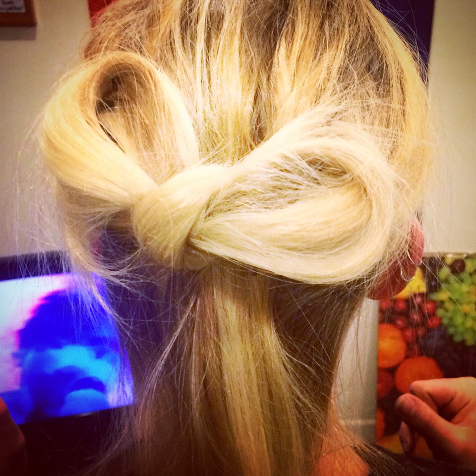 Quick And Easy Pretty Bow Up Do :) Simple But Eye Catching !!!