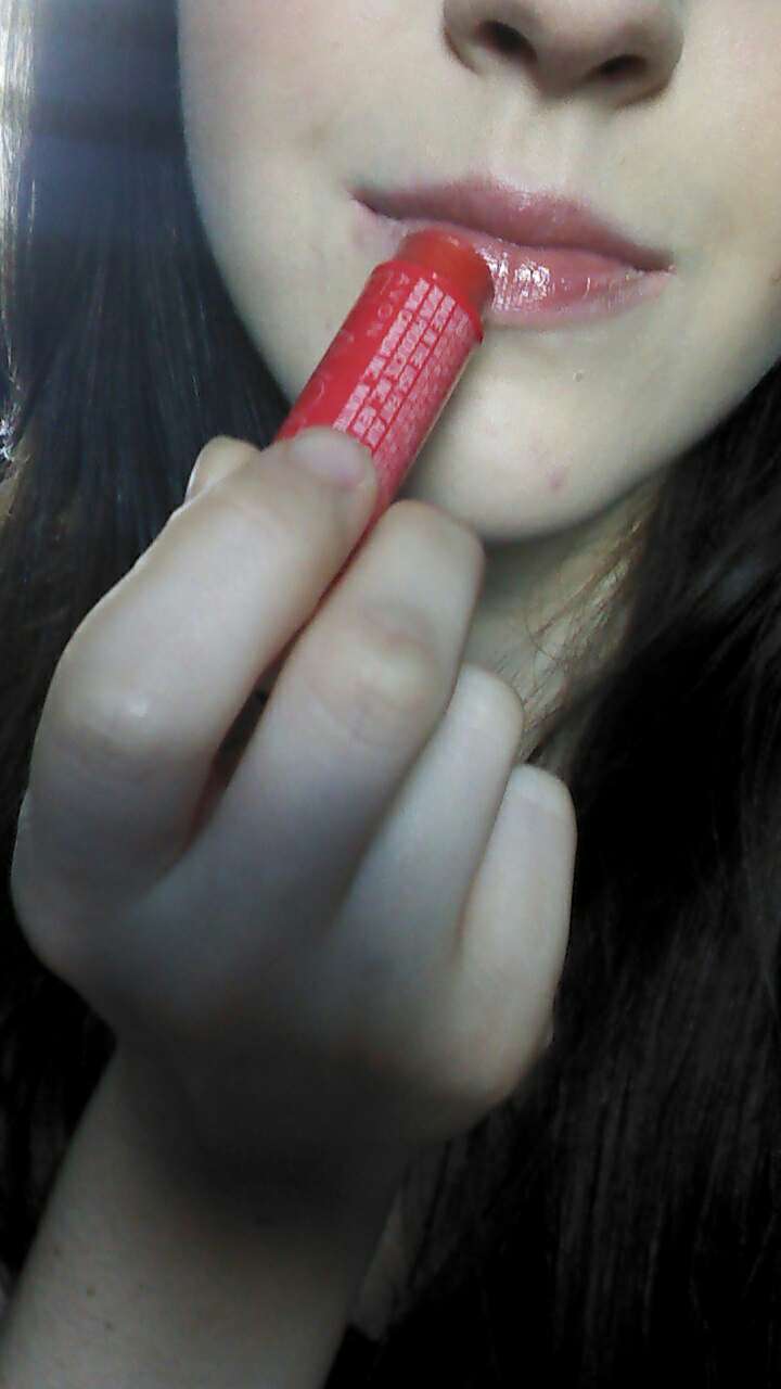 Finish off with some tinted #chapstick or a light #lipgloss... 