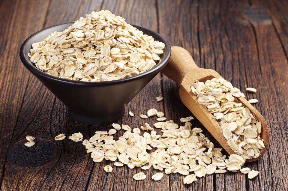 Oatmeal is recommended by dermatologists to patients with sensitive skin, allergies, or eczema because it has amazing benefits.