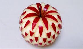 "Creative Vegetable Designs Cut"