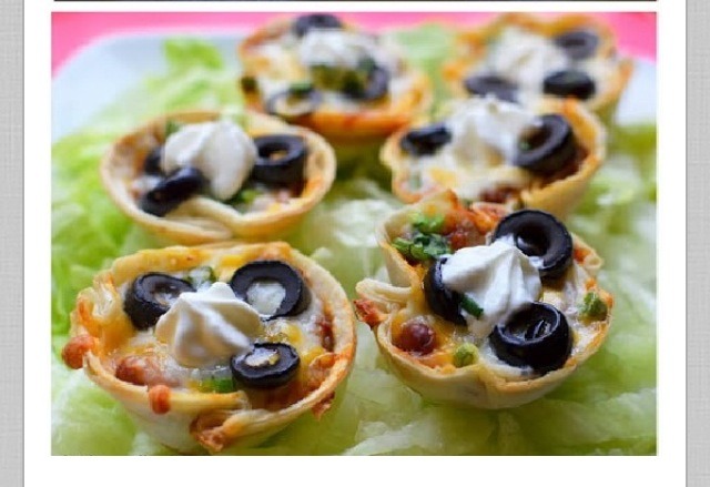Mini Mexican Pizzas Using Tortillas And A Muffin Tin!!