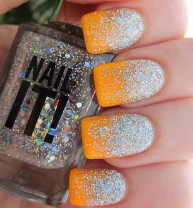 Easy Glitter Gradient