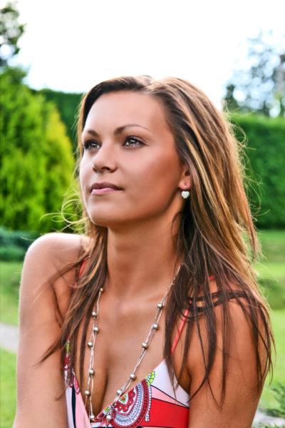 The natural beauty industry is growing at a rate of 15% with no signs of slowing down. Living healthy is more than having a healthy diet and working out.