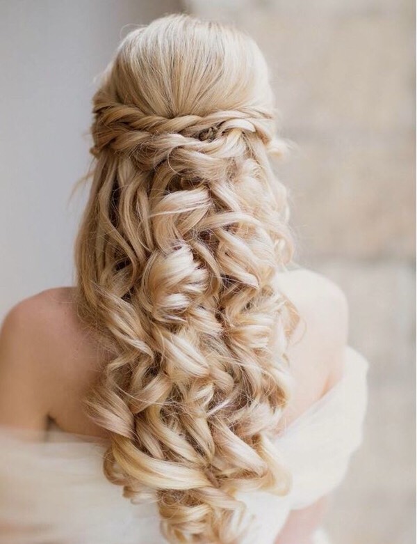 Unique Wedding Hairstyle 😍