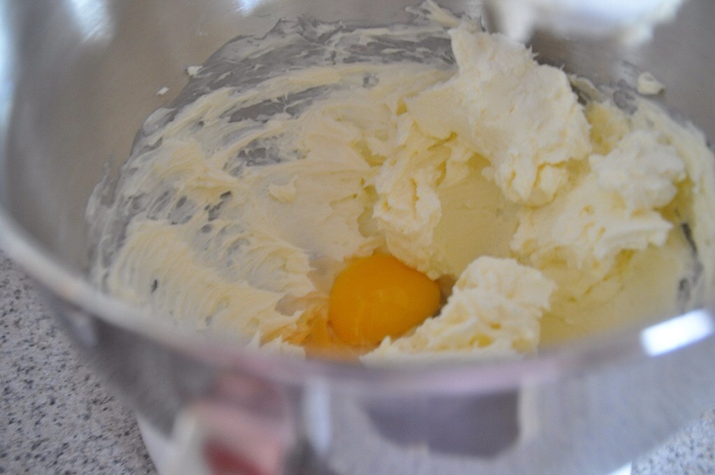 First, measure out the ingredients and let the butter come to room temperature. Combine the butter and sugar together in a medium bowl and beat with an electric mixer on medium speed until creamy. Beat in the eggs.