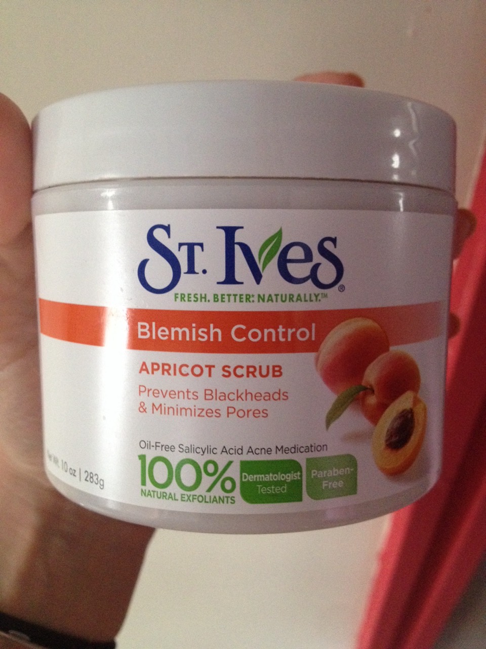 I have ben using this product for years, and it works well to remove dead skin from the face to keep pores clear and the skin smooth. The salicylic acid is a gentle exfoliant compared to some other products on the market, and won't over dry skin.