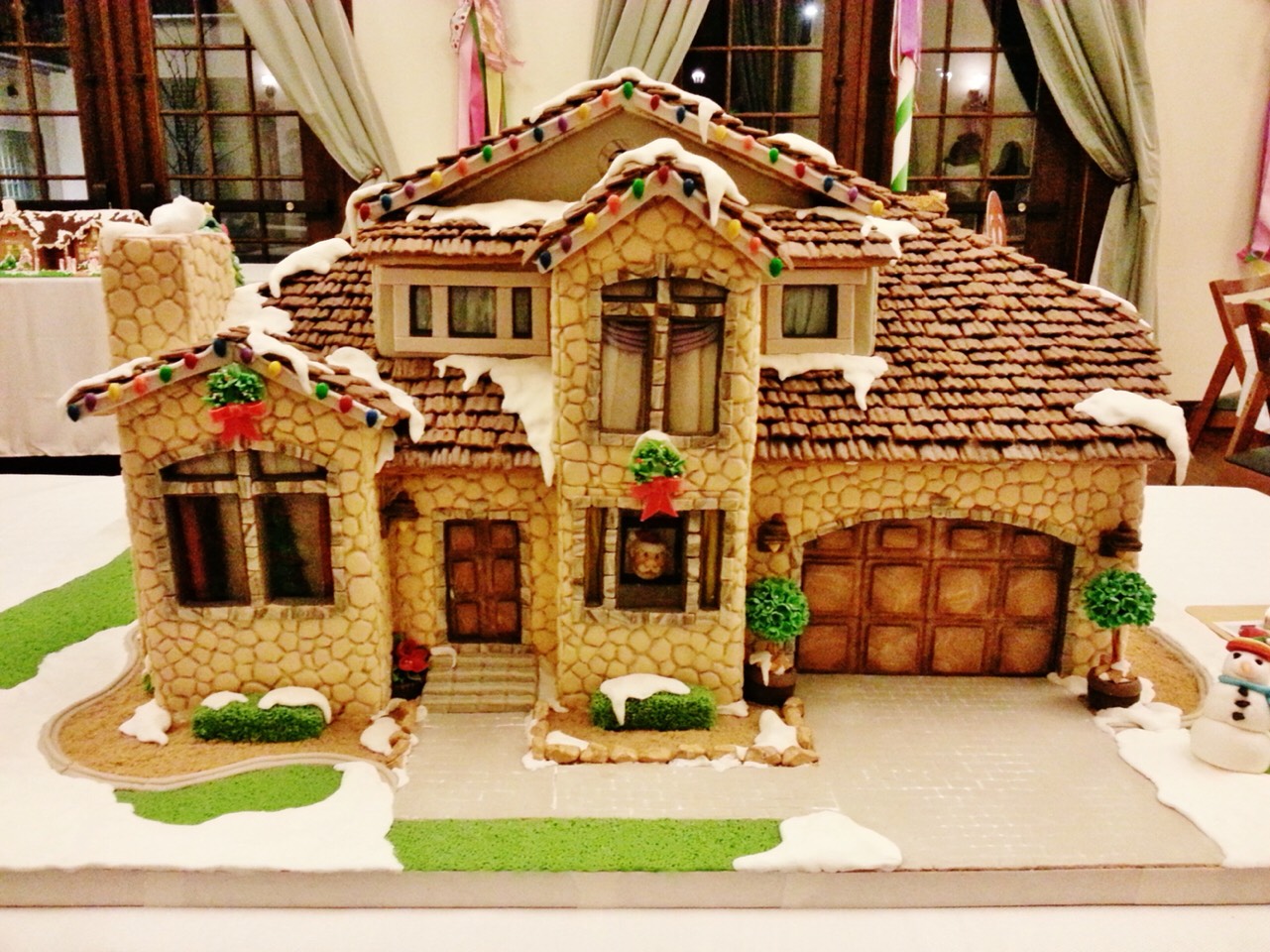 AMAZING Gingerbread Houses! 