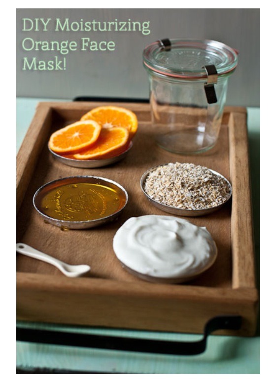 DIY Moisturizing Orange Face Mask ! 