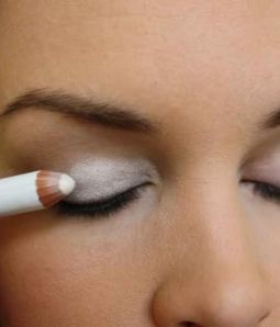 10. Want your eye shadow to stand out? use a white eyeliner all over your lids and rub in, then put on the bold color to make it pop.