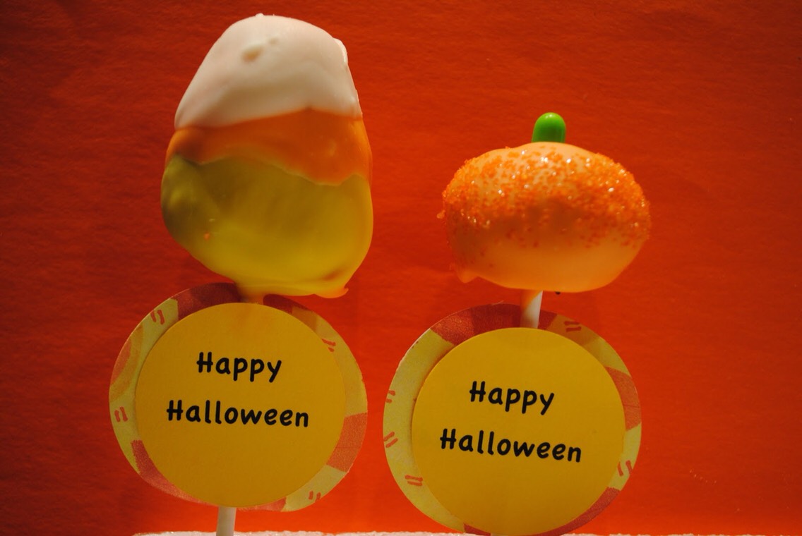 DIY Pumpkin And Candy Corn Cake Pops! 