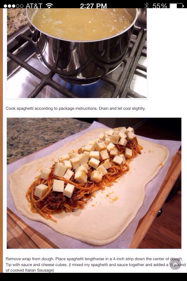 Spaghetti Stuffed Garlic Bread! #orgasmic😍