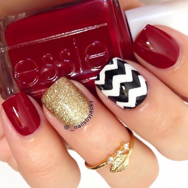 Perfect Nails For The Holidays!! ✨