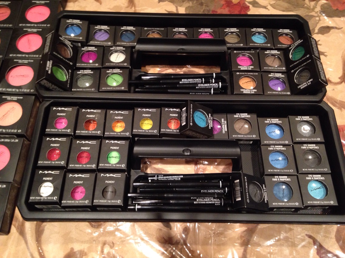 MAC & Urban Decay Products At Cheap Prices!! 