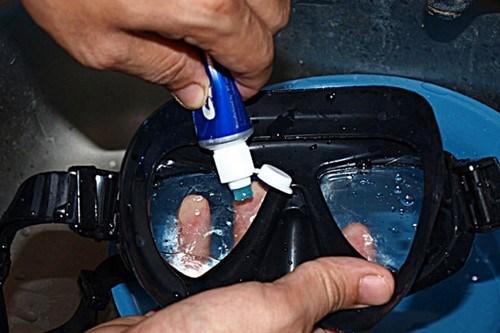 defogging sports eyewear

Toothpaste actually cleans out all the dirt caught in the glasses because its slight abrasive texture ensures that dirt in tiny spots is removed for clear visibility. Take a dab of toothpaste and wipe the lens with it for a couple of minutes using a soft cloth and rinse!