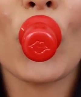 Wanna know the secret to those perfect lips on Instagram? Here it is:
Fullips is a tool for fuller, healthier-looking lips without the injections or chemicals.  Small enough to carry in your makeup bag, simply use the Lip Enhancer before applying your lipstick or lip gloss.  
 
