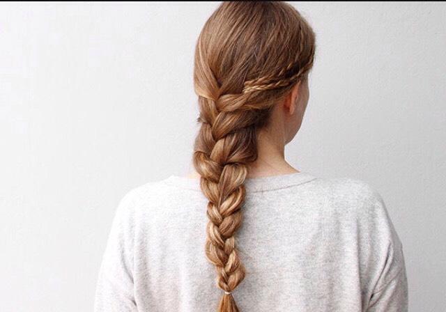6. Hair- if you're on a time crunch, braid your hair. It always looks chic, and takes two minutes to do!