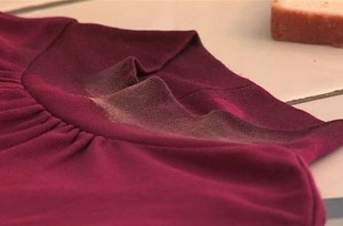 Use shaving cream to get make-up stains out of clothes! Works best for foundation stains