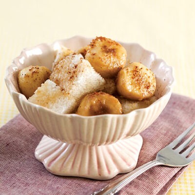 Slow Cooker Bananas Foster:
Serving size: 1/2 cup | Calories: 110
Ingredients:
- 1 tablespoon coconut oil, melted (unrefined coconut oil)
- 3 tablespoon honey
- Juice from 1/2 lemon
- 1/4 teaspoon cinnamon
- 5 bananas, medium firmness, 1/2β slices
- 1/2 teaspoon 100% Rum Extract