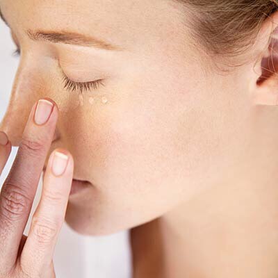 Under eye cream: To avoid fine lines, puffiness, and dark circles; Rub a pinch in between fingers to warm it up before patting it underneath your eyes.