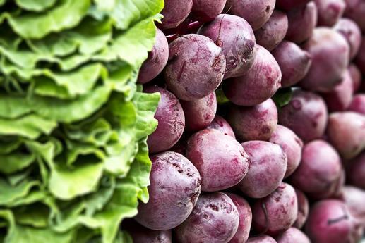 9. Beets According to Dallas-based nutritionist Betty Murray, beets are hard to beat when it comes to superfoods. These root vegetables are highly nutritious, as they contain vitamin B-6 and minerals like iron and magnesium. Mix beets and goat cheese into an arugula salad for a healthy and side dish