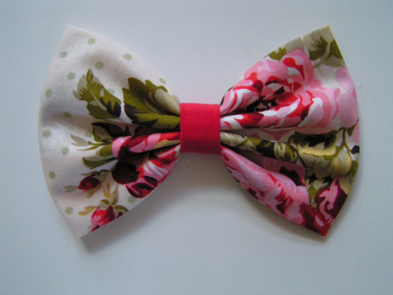 How to make a hair bow...