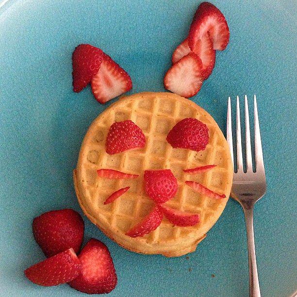 A Hoppy Breakfast
To amp up a frozen waffle, cut up some strawberries and place them in the shape of a bunny.