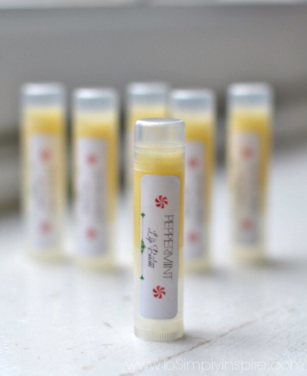 10-Minute DIY Lip Balm #SpringForward