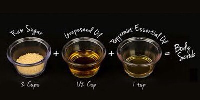 Raw sugar + grapeseed oil + peppermint essential oil =body scrub 