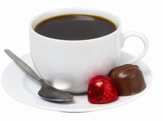 3. IF YOU HAVE WEAK TOOTH ENAMEL…
Coffee is rich in Trigonelline, a chemical that acts as a shield, protecting your teeth from nasty, decaying bacteria. So the good news is that drinking 1 to 2 cups a day is a plus for oral health—minus the sugar.