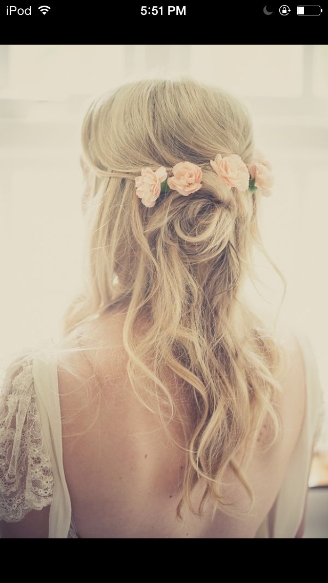 33 Romantic Hair Styles For Valentines Day💕