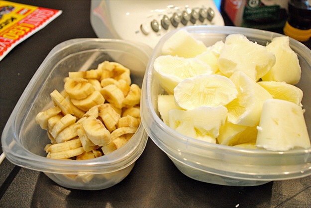 8. Make thick smoothies out of frozen yogurt and bananas.

Freeze Greek yogurt and bananas in ice cube trays to make your smoothies super creamy AND healthy.



