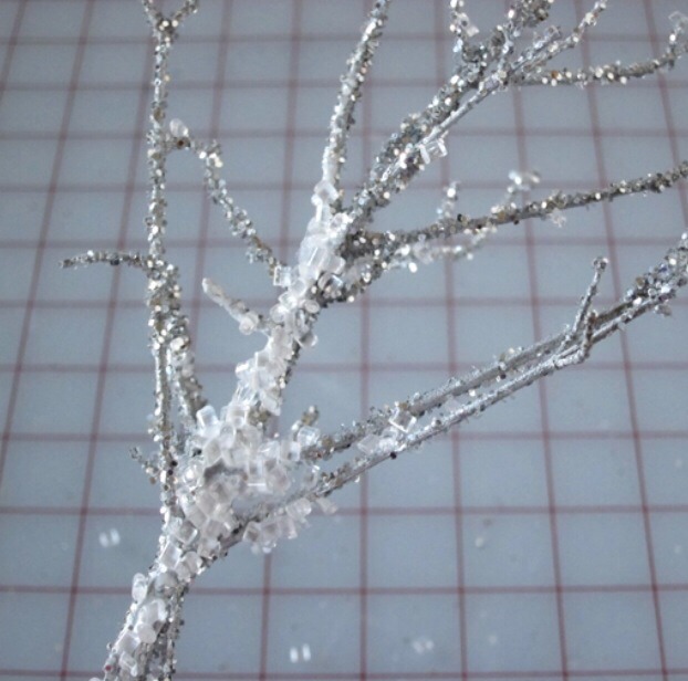 It creates the look of an icy build-up.
