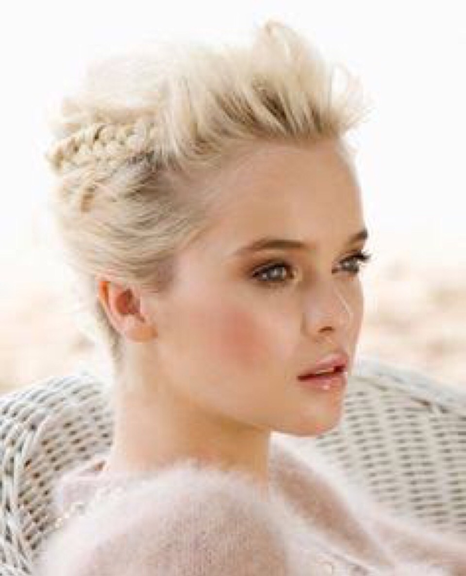 Gorgeous Winter Makeup Ideas
