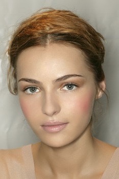 First day of school makeup ideas 