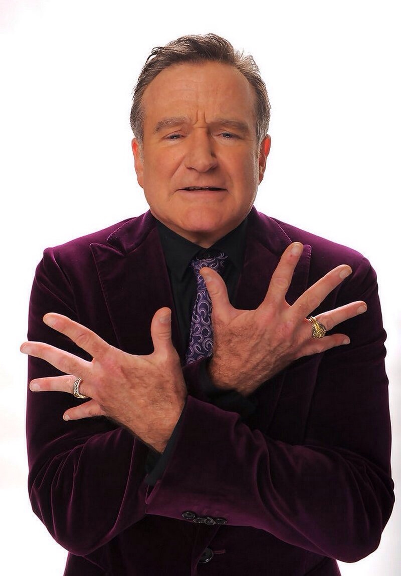 Some Quick Clips - https://www.google.com/search?q=robin+williams&client=safari&hl=en&source=lnms&tbm=vid&sa=X&ei=2FDpU6ySM4buoASIwoGoBA&ved=0CAcQ_AUoAQ&biw=320&bih=480&dpr=2