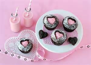 "Some Pretty Amazing Valentine Cupcake Ideas"