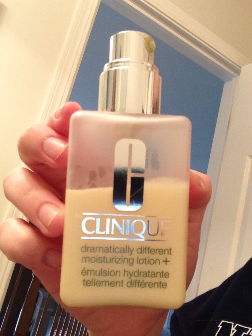 Make sure to use moisturizer after washing! 
I like to use Clinique Dramatically Different Moisturizing Lotions. Works great and is nice and cool on skin. 
Next page---👉