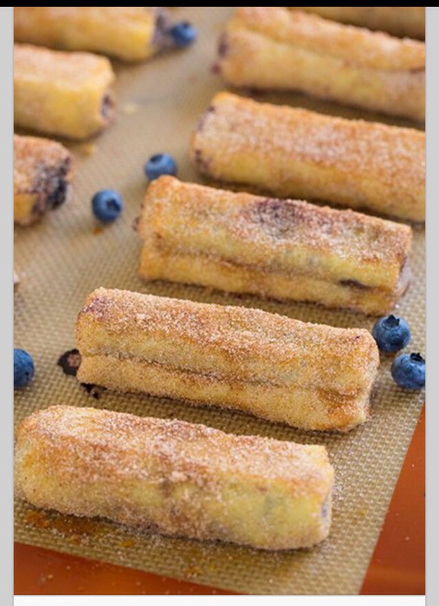 Blueberry French Toast Roll Ups With Cream Cheese Dipping Sauce!!