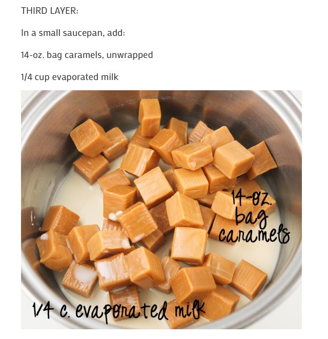 OMG Snickers Fudge Bars!! Yummmm