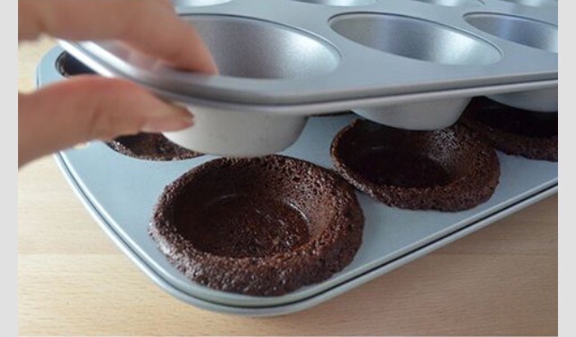 Brownie Bowls For Your Ice Cream ! 😋