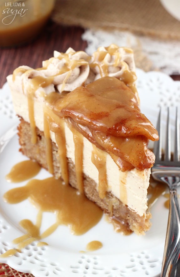 Salted caramel apple pie cheesecake 