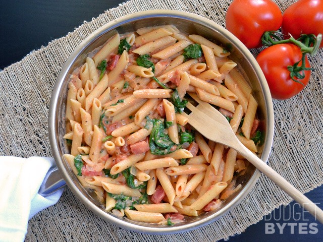 Creamy Tomato and Spinach Pasts
