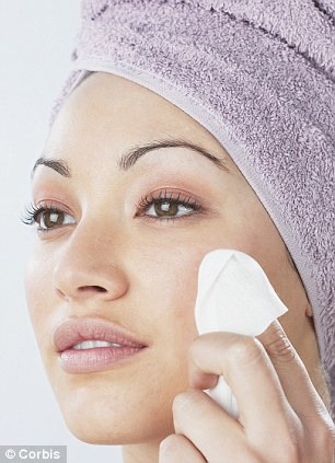 Step 5: Toner
Get a cotton pad and your favourite toner and cleanse your face for 30 seconds.